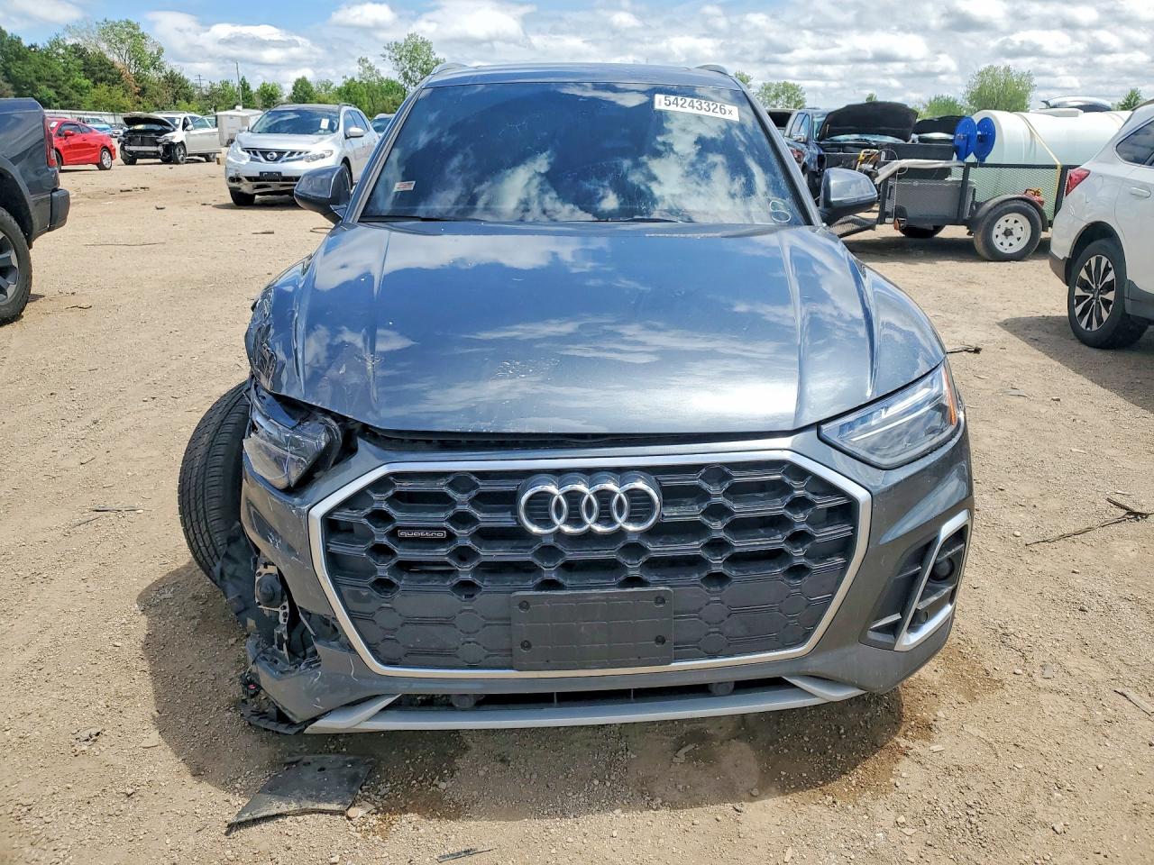 2024 AUDI Q5 S Line quattro Premium