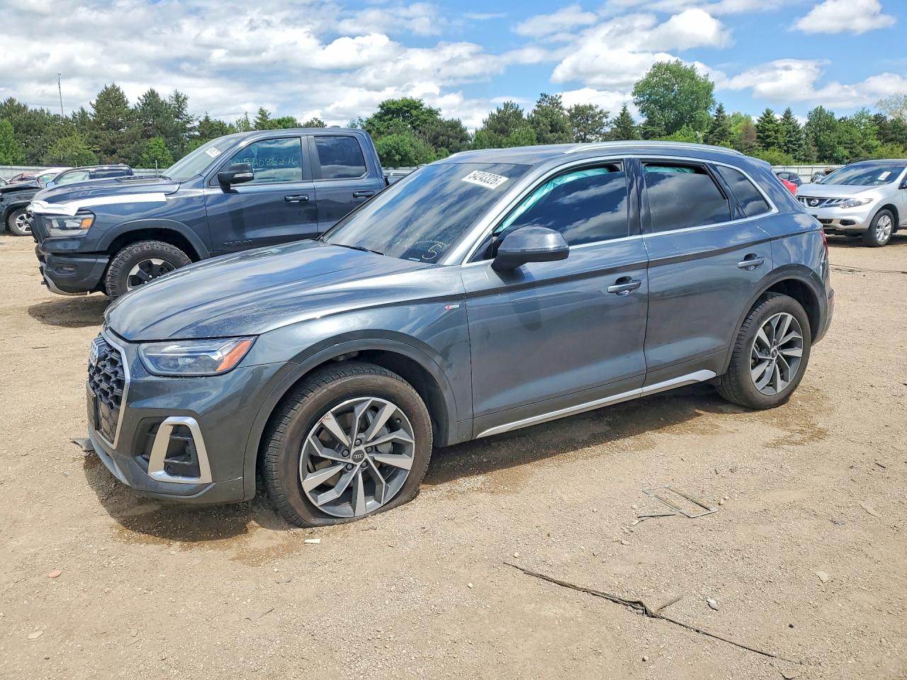 2024 AUDI Q5 S Line quattro Premium