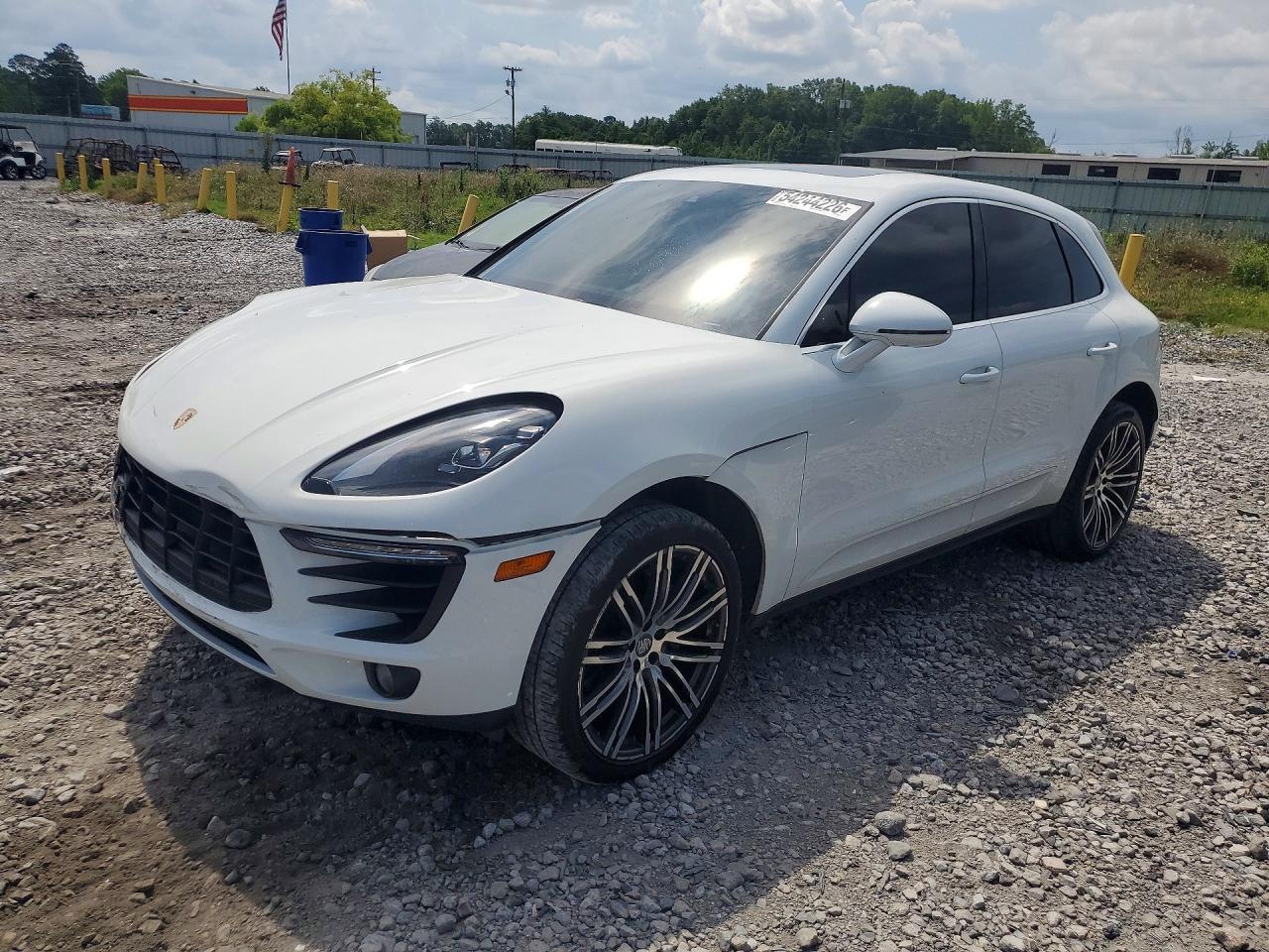 2017 PORSCHE MACAN
