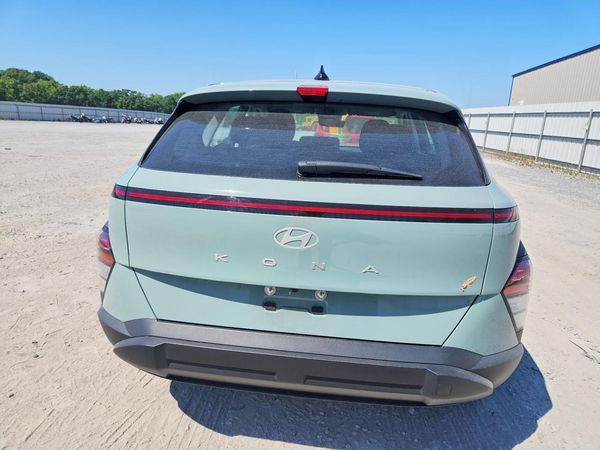 2024 HYUNDAI KONA SE