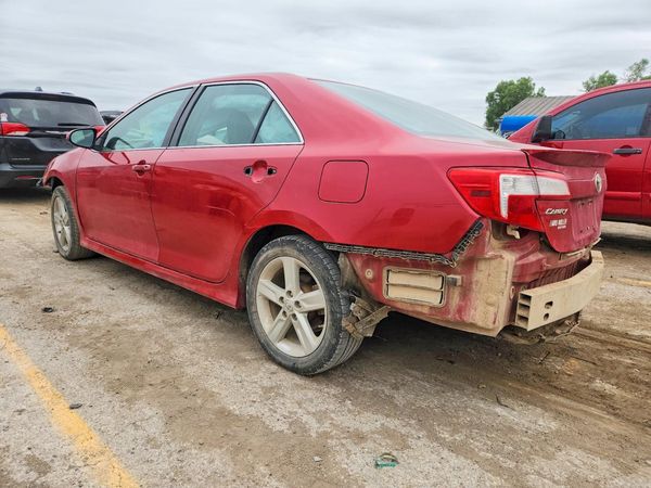 2013 TOYOTA CAMRY