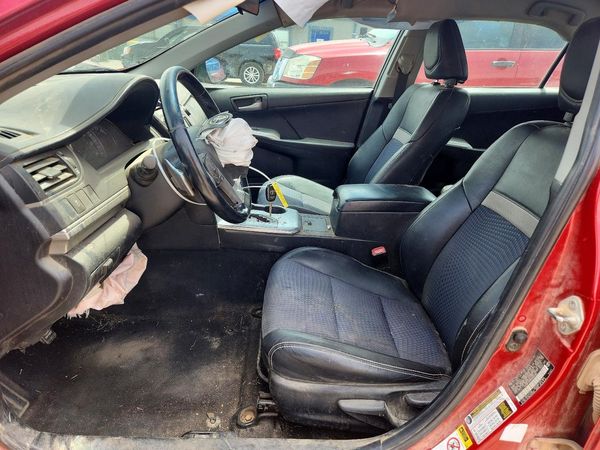 2013 TOYOTA CAMRY