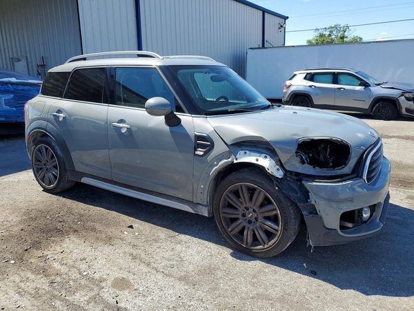 2018 MINI COOPER