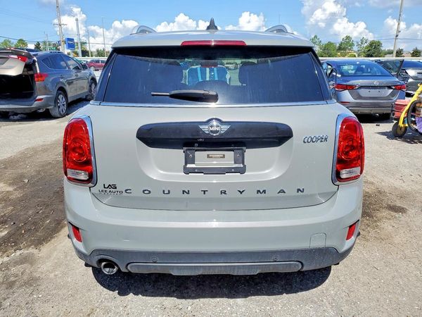 2018 MINI COOPER