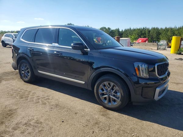 2023 KIA TELLURIDE LX — Passenger 3/4
