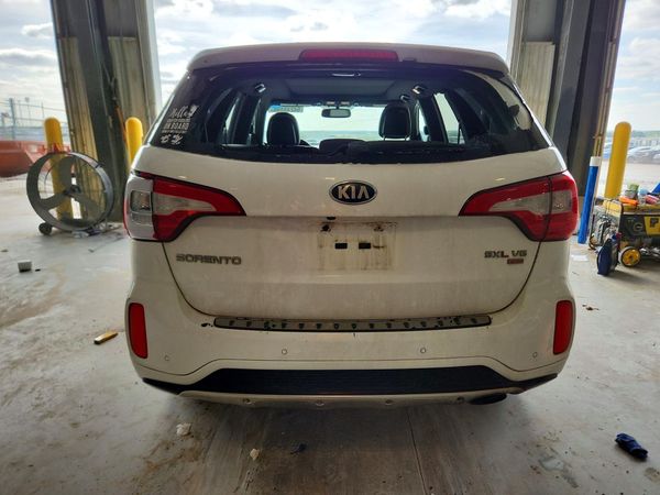 2014 KIA SORENTO