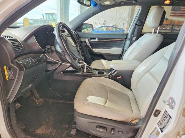 2014 KIA SORENTO