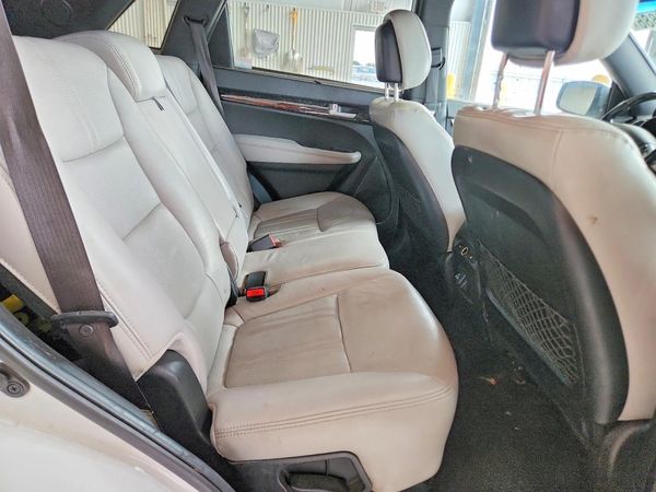 2014 KIA SORENTO