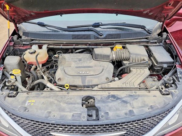 2017 CHRYSLER PACIFICA Touring L
