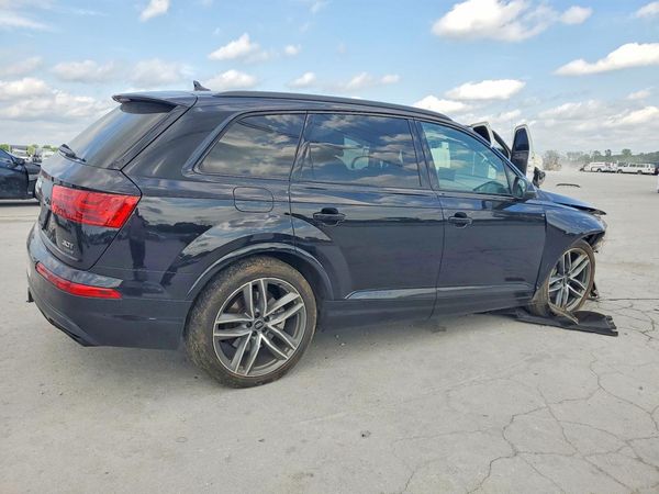 2018 AUDI Q7