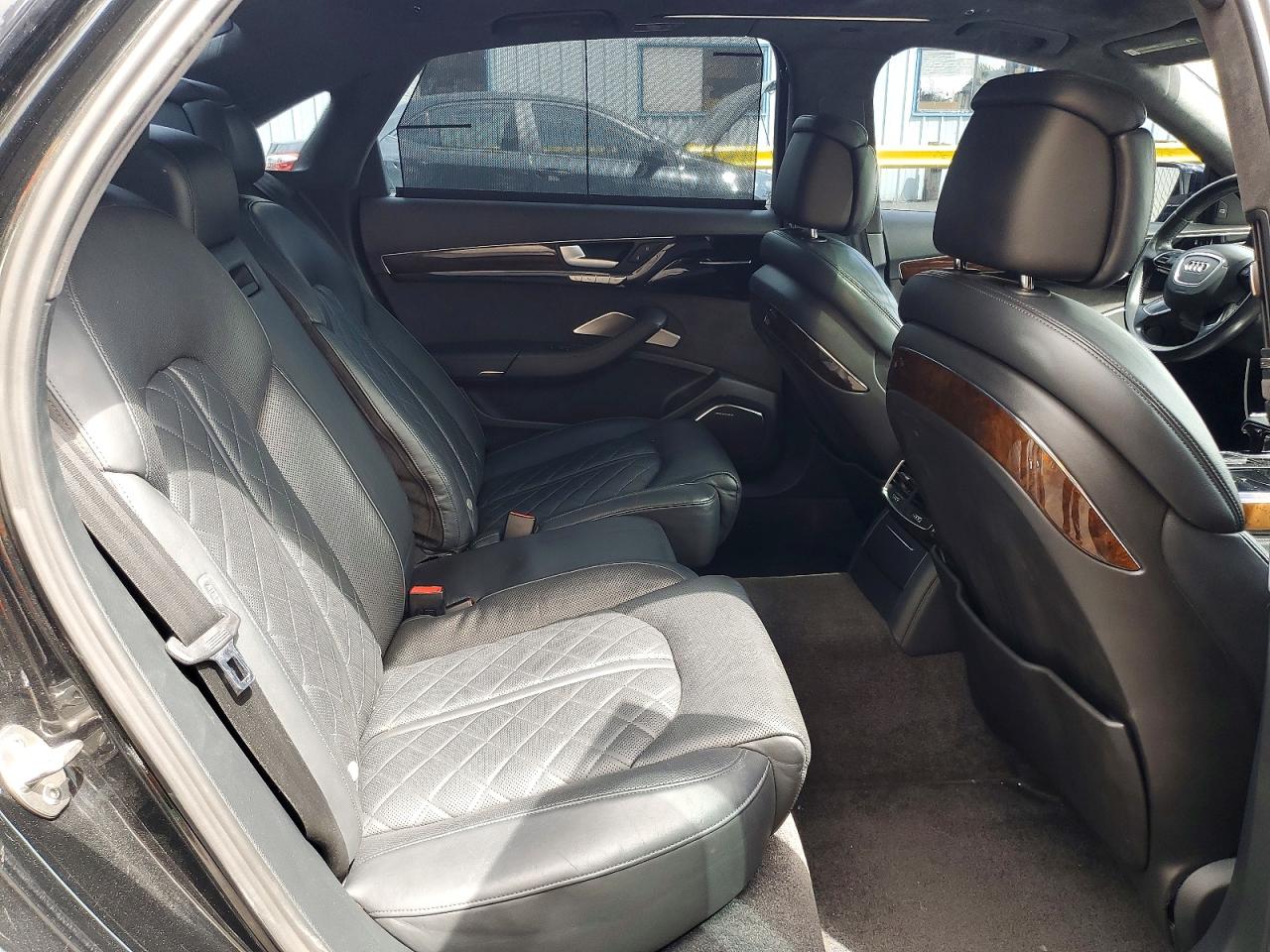 2016 AUDI A8 quattro Sport L