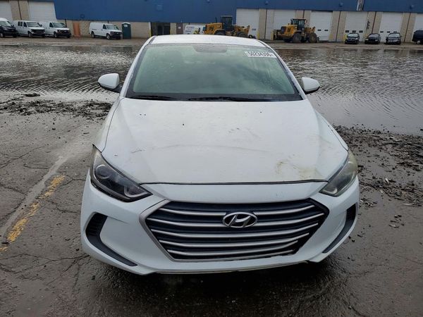 2017 HYUNDAI ELANTRA SE Base — DIRF