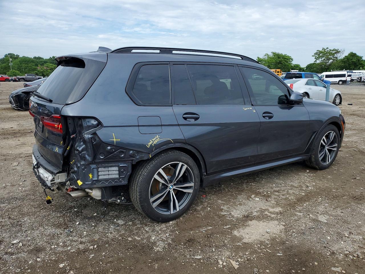 2022 BMW X7 xDrive40i