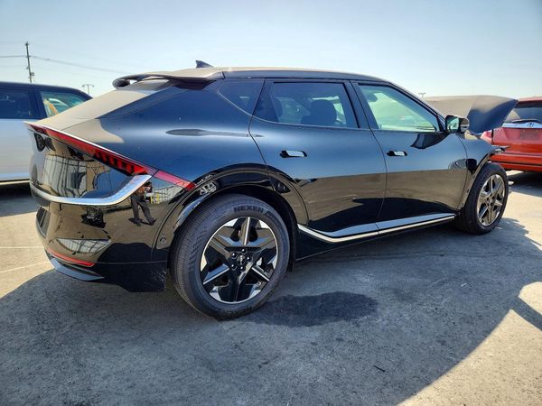 2025 KIA EV6