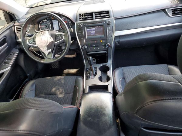 2017 TOYOTA CAMRY