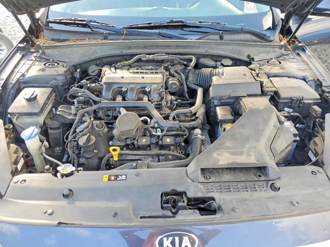2018 KIA CADENZA Premium (Base)