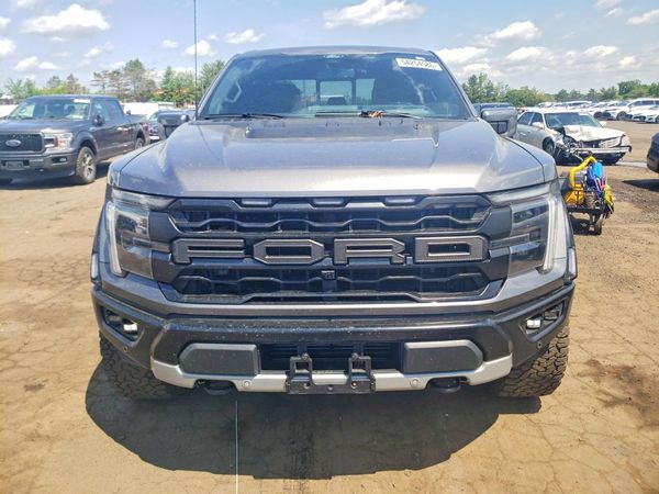 2024 FORD F150