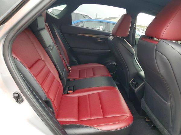 2015 LEXUS NX 200t Luxury