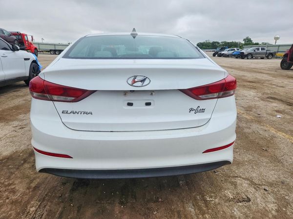 2017 HYUNDAI ELANTRA