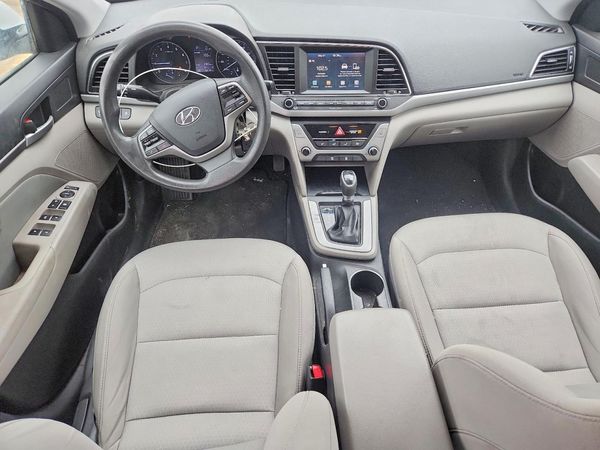 2017 HYUNDAI ELANTRA