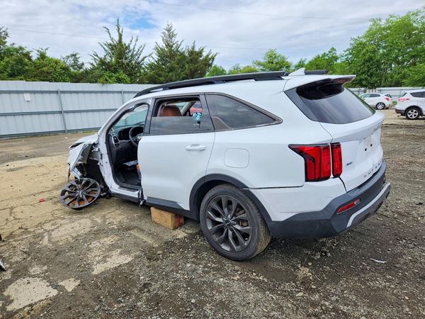 2022 KIA SORENTO