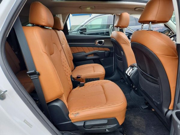 2022 KIA SORENTO
