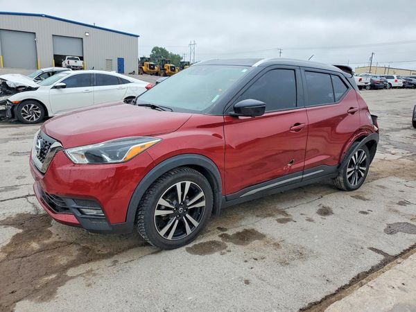 2020 NISSAN KICKS