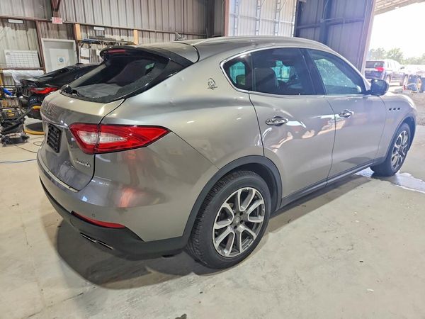 2017 MASERATI LEVANTE