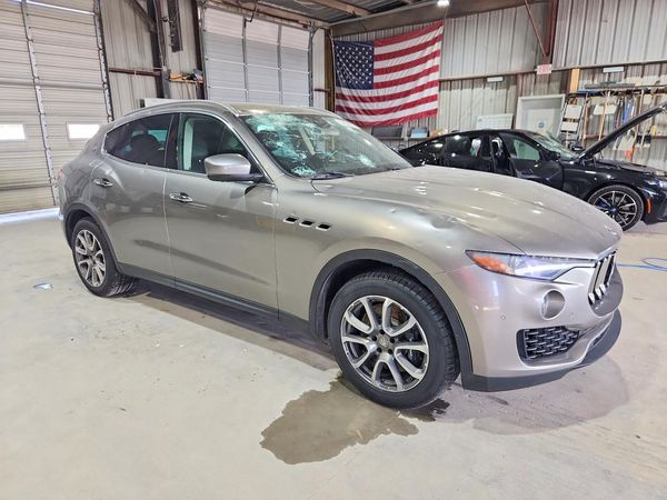 2017 MASERATI LEVANTE