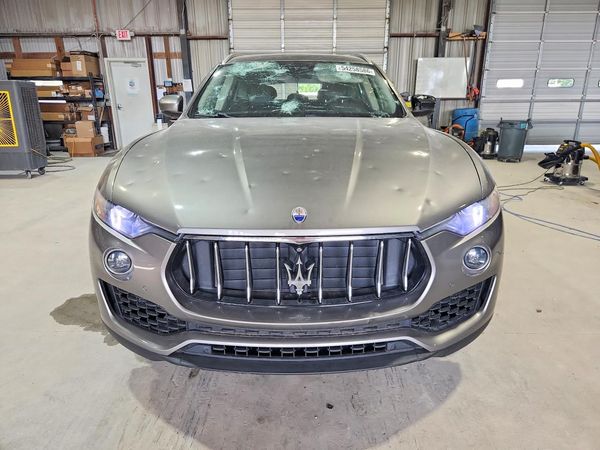 2017 MASERATI LEVANTE