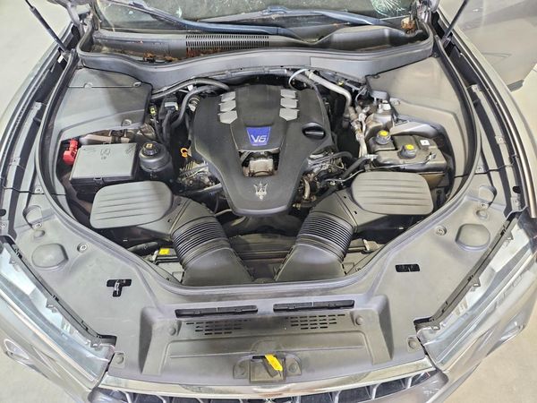 2017 MASERATI LEVANTE
