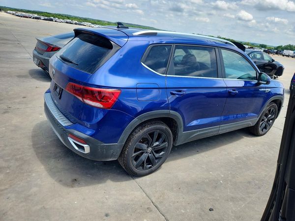 2022 VOLKSWAGEN TAOS SE