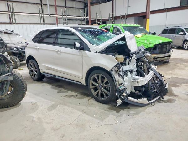 2017 FORD EDGE Sport — Passenger 3/4