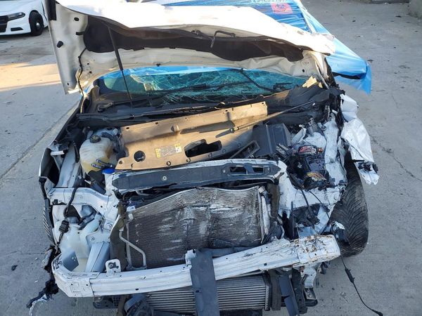 2017 FORD EDGE Sport — Engine bay
