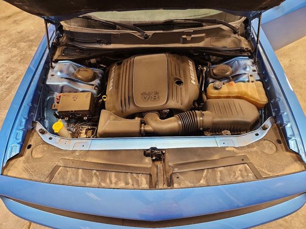 2015 DODGE CHALLENGER SXT Plus