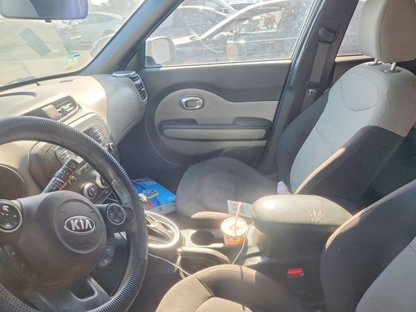 2015 KIA SOUL GL(Middle-low grade) — DENT