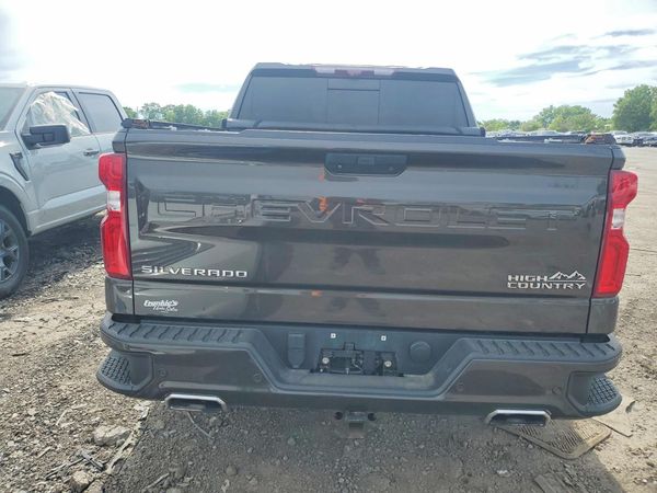 2021 CHEVROLET SILVERADO High Country