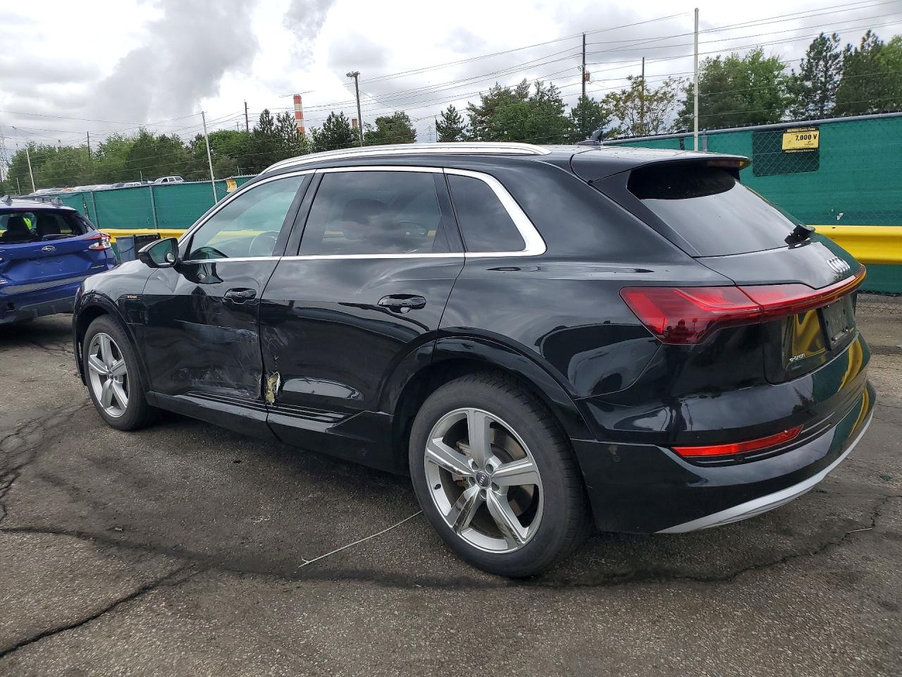 2019 AUDI E-TRON e-tron quattro Prestige