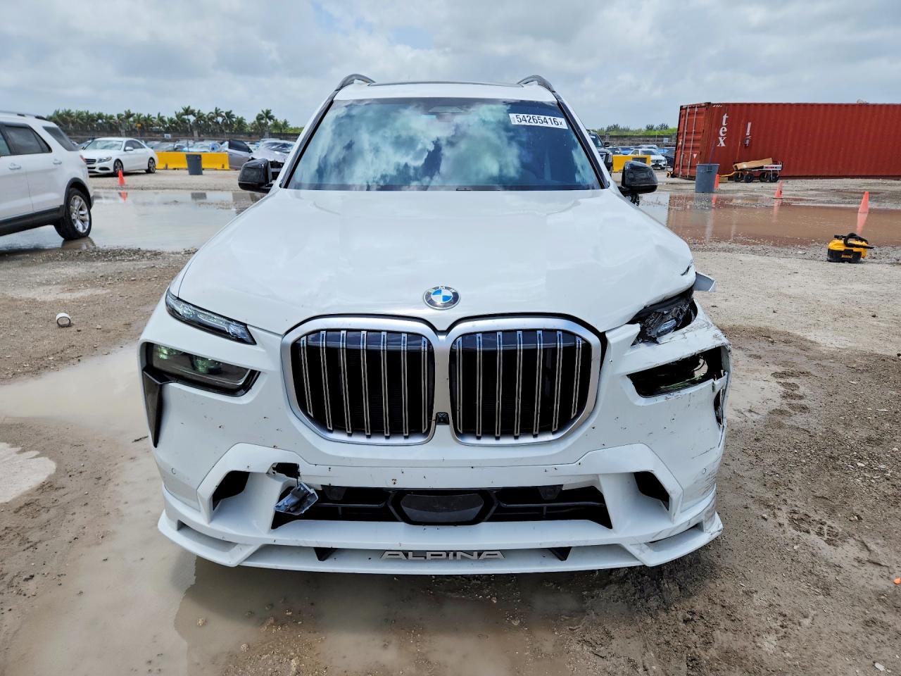 2026 BMW X7 Alpina XB7