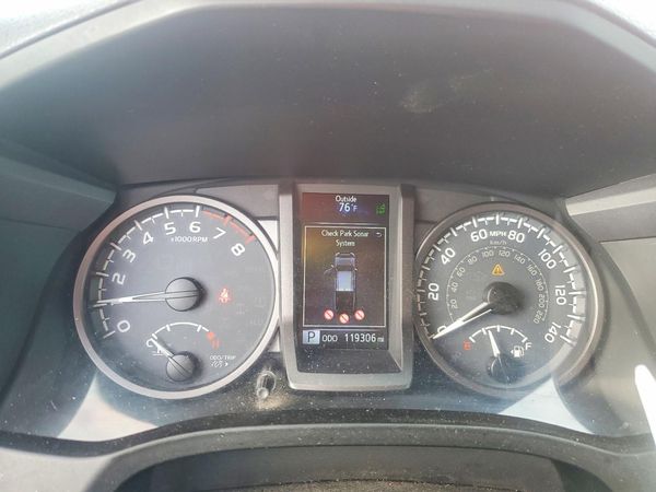 2018 TOYOTA TACOMA