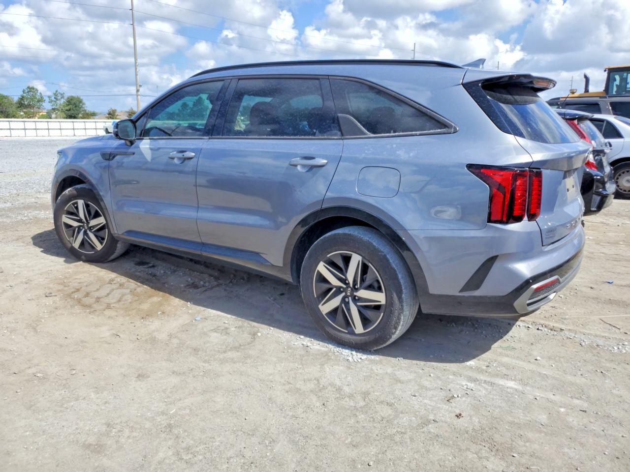 2021 KIA SORENTO S
