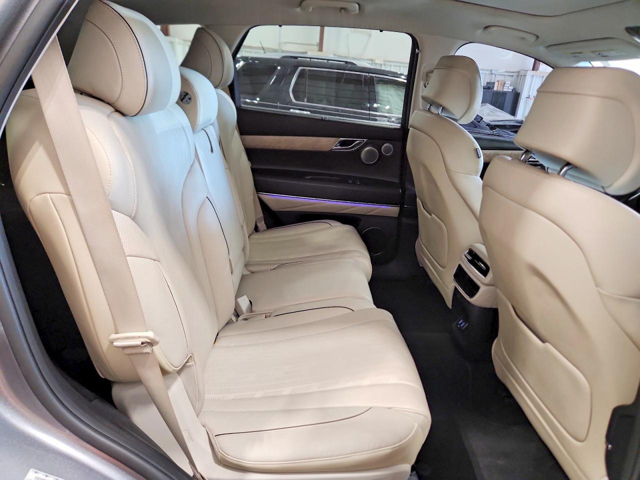 2021 GENESIS GV80