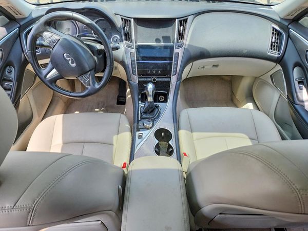 2017 INFINITI Q50