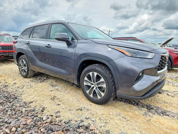 2023 TOYOTA HIGHLANDER