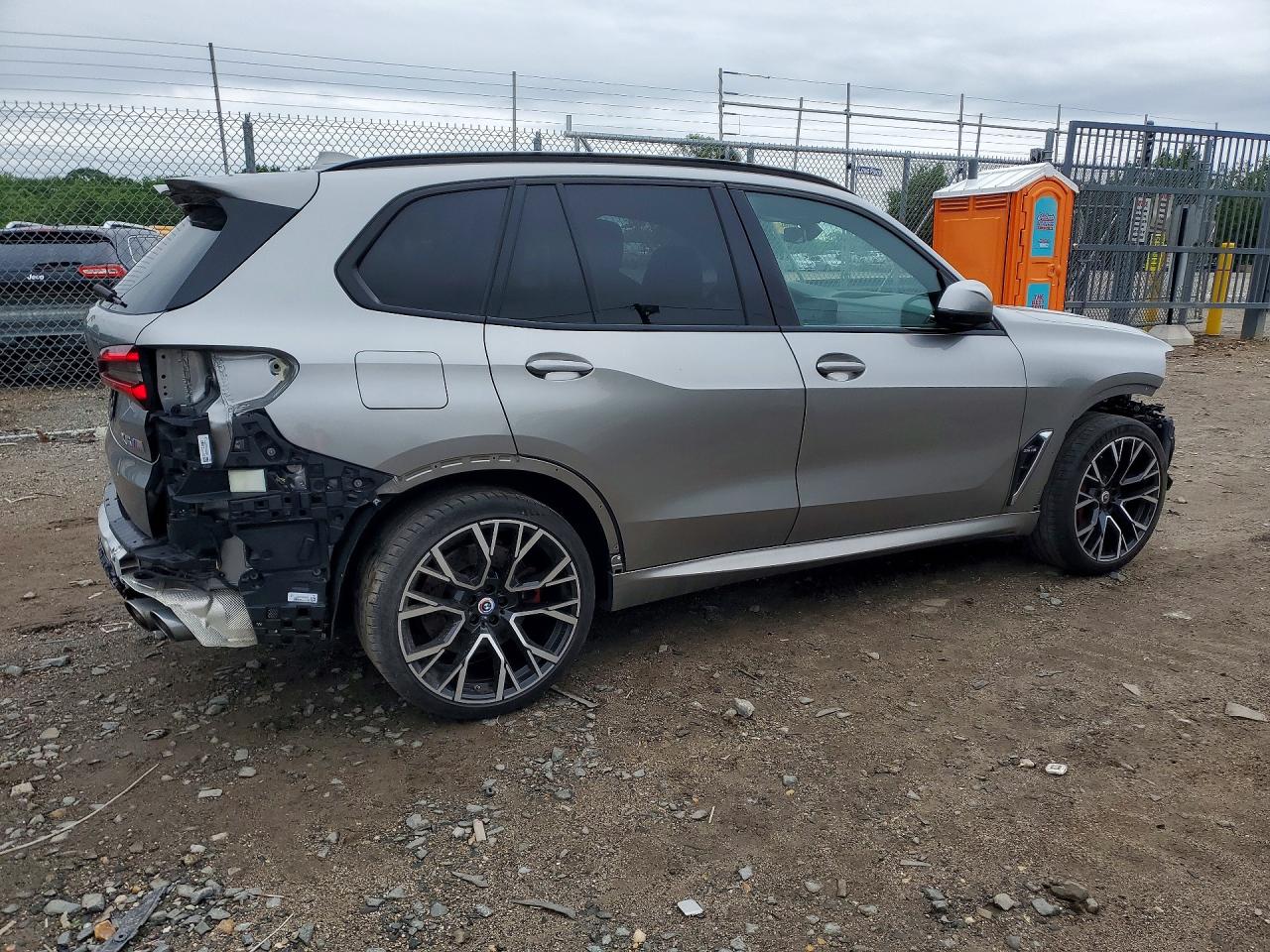 2023 BMW X5