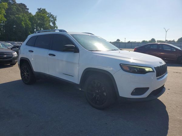 2019 JEEP CHEROKEE LATITUDE FWD