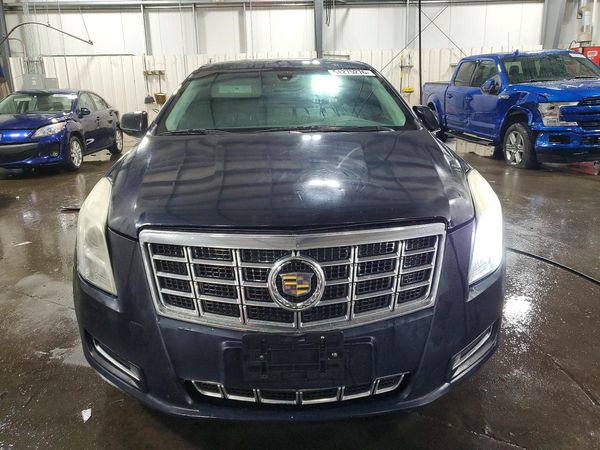 2013 CADILLAC XTS Base
