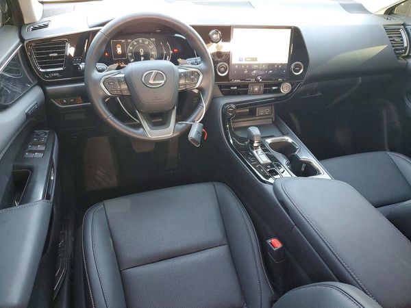 2025 LEXUS NX