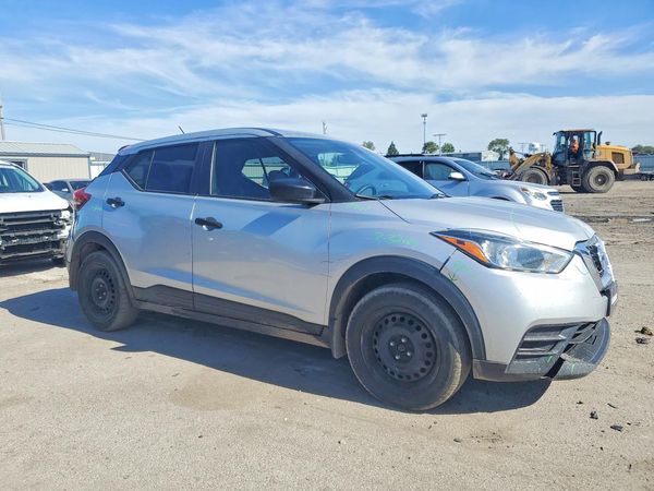 2020 NISSAN KICKS