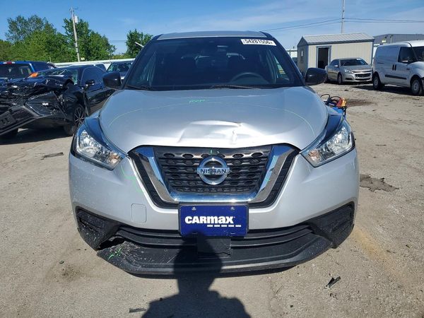 2020 NISSAN KICKS